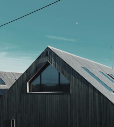 Konstrukcja dachu pod płyty warstwowe – odpowiednie rozwiązanie dla Twojego dachu